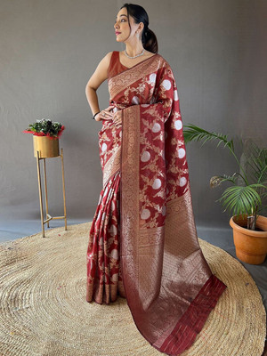 Julee Embellished Banarasi Jacquard Saree(Maroon)