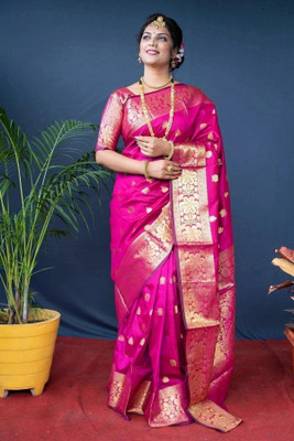 Omsaiarts Woven Kasavu Silk Blend Saree(Pink)