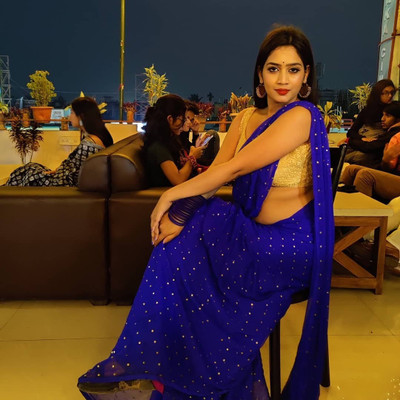 V And V Shop Embellished Daily Wear Georgette, Chiffon Saree(Blue)
