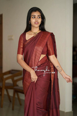 SHWENILA Solid/Plain Assam Silk Pure Silk Saree(Maroon)