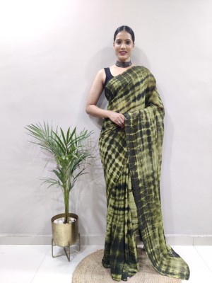 KRIYANSH Printed Daily Wear Silk Blend, Georgette Saree(Green)