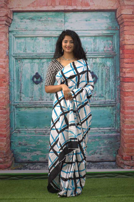 NIKHILAM Printed Ikkat Pure Cotton Saree(Light Blue)