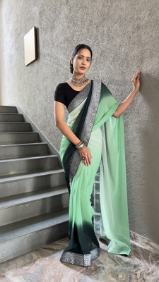 Julee Self Design Bollywood Georgette Saree(Green)