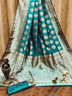 Aachari Self Design, Floral Print, Embellished, Woven, Applique Kanjivaram Jacquard, Pure Silk Saree(Light Blue)