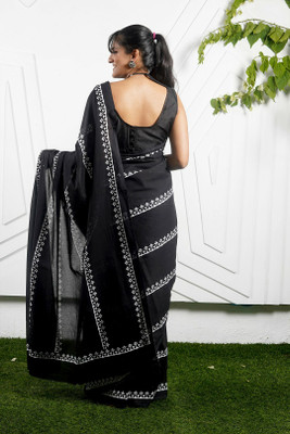 Sanganeri Print Printed, Color Block, Blocked Printed, Floral Print, Dyed Daily Wear Pure Cotton Saree(Black)