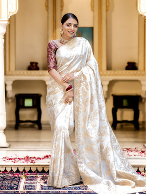 KALIYANI Woven Kanjivaram Silk Blend Saree(White)
