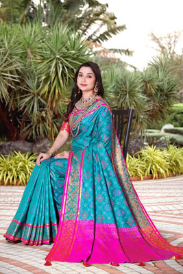 jayant creation Self Design, Printed Patola Silk Blend, Jacquard Saree(Light Blue)