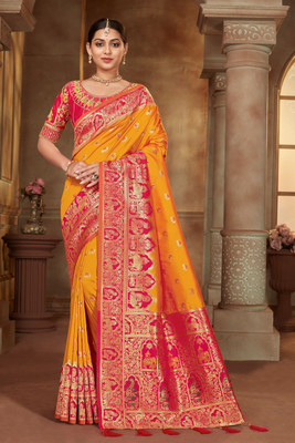 MANOHARI Woven Banarasi Jacquard Saree(Yellow)