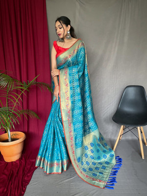 Divastri Embroidered Patola Silk Blend Saree(Blue)