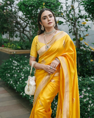 SATVASHIV Self Design Bollywood Jacquard Saree(Yellow)