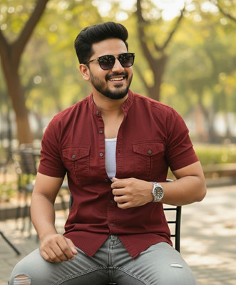 SHIRTZONE Men Solid Casual Maroon Shirt