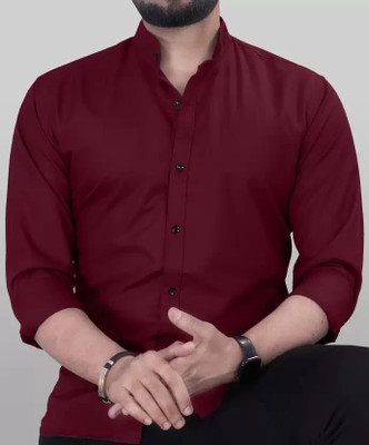 Tanip Men Solid Casual Maroon Shirt