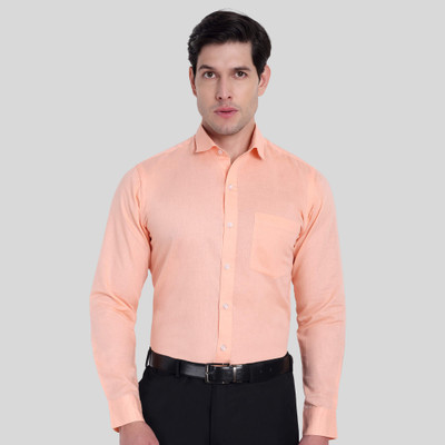 Garment Globe Men Solid Casual Orange Shirt