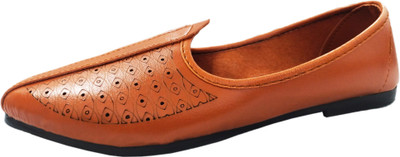 AXOLOTL AXOLOTL Men Stylish Laser cut Ethnic Mojaris/Jutis Combo Pack Mojaris For Men(Tan , 9)