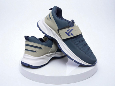 Free Kicks SW- MOC-02 Quality Sneakers For Men(Navy , 9)