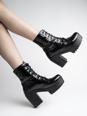 SHOETOPIA Smart Casual |Trendy|Comfy|Stylish Boots For Girls Boots For Women(Black , 7)