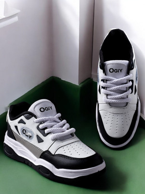 Free Kicks SW - White Lightweight Sneakers For Men(White, Black, Grey , 6)