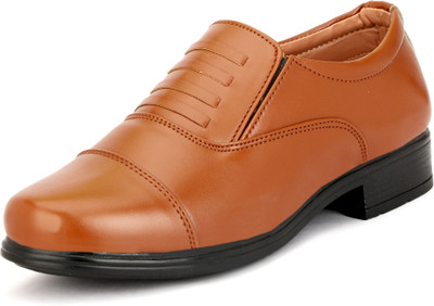 BTOM Slip On For Men(Tan , 5)