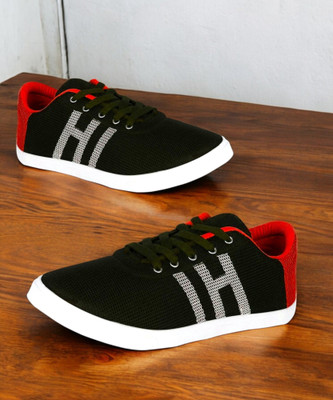 house of common HC -mcw145 Black Trending Sneakers For Men(Black, Red , 6)