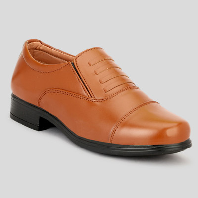 BTOM Slip On For Men(Tan , 7)