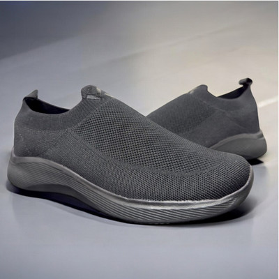 Free Kicks Slip On Sneakers For Men(Black , 10)