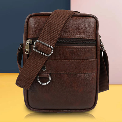 ZipCraze Men Brown Messenger Bag