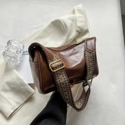Cleto Brown Sling Bag NIWAD GREEN|Brown Sling Bag New Girls Stylish Purse