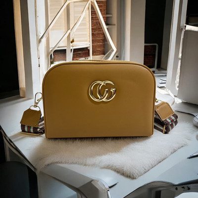 Skorpio Casual Yellow  Clutch