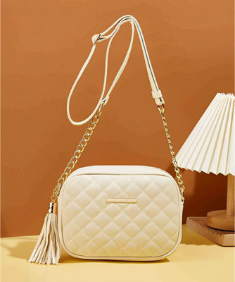 Cleto White Sling Bag Af_CLT MTL_50_WE_10