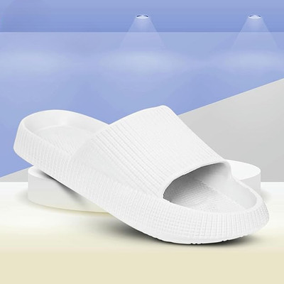 sskumar Men Slides(White , 7)