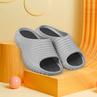 RNT Men Slides(Grey, Black , 8)