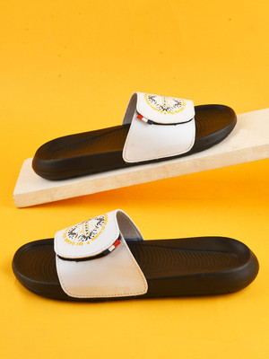 Foot Print Men Slides(White , 9)