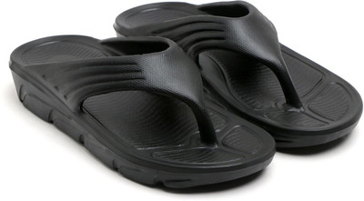 TAFFRAL Men Trending Stylish Lightweight Comfort Flip Flops Slippers(Black , 6)
