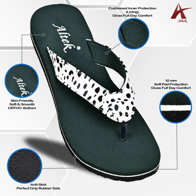 Altek Women Flip Flops(Green , 6)