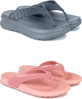 DRACKFOOT Women Slippers(Grey , 8)