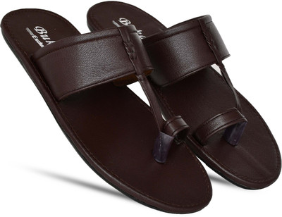 BUKARO Men Flip Flops(Brown , 7)