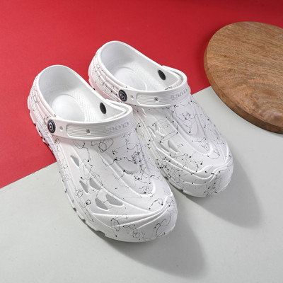 Birde Stylish Comfortable Lightweight Regular Wear Women White Clogs Women Clogs(White , 5)