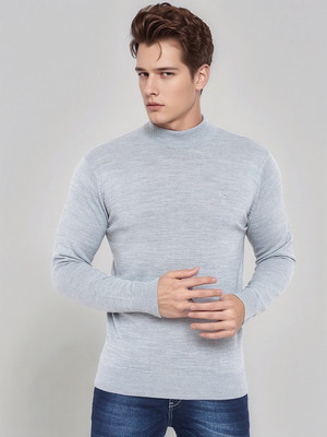 98 Degree North Solid Round Neck Casual Men Grey Sweater