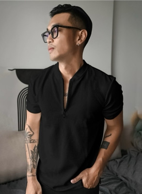 HOOKNEER Solid Men Mandarin Collar Black T-Shirt