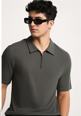 MACK JONNEY Self Design Men Polo Neck Grey T-Shirt