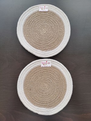 BulkySanta Round Pack of 2 Table Placemat(Beige, White, Jute)