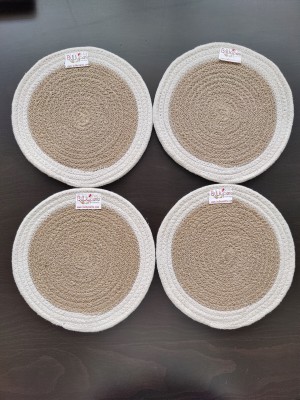 BulkySanta Round Pack of 4 Table Placemat(White, Brown, Cotton)