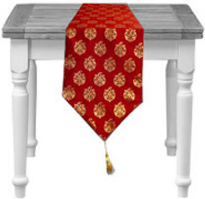 VIREO Red 178 cm Table Runner(Jacquard)
