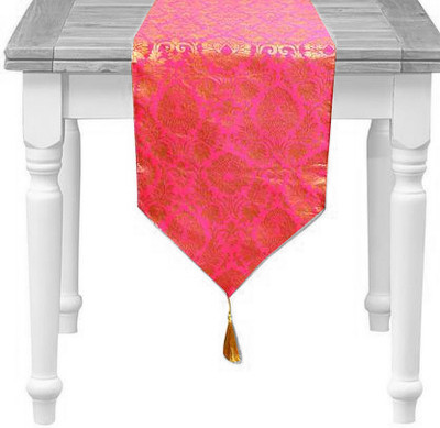 VIREO Pink 178 cm Table Runner(Jacquard)