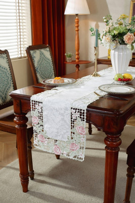 MONKDECOR Pink 177.8 cm Table Runner(Satin)