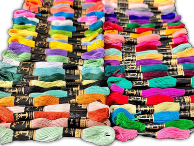 TRENDCRAFTERSS multicolor Thread(7 m Pack of25)