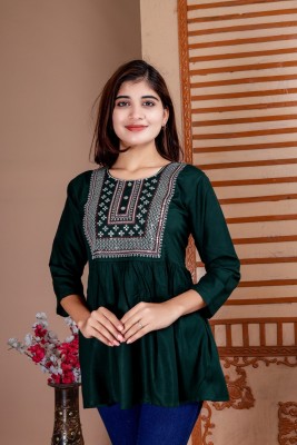 Paplaajmanufacturing Casual Embroidered Women Green Top