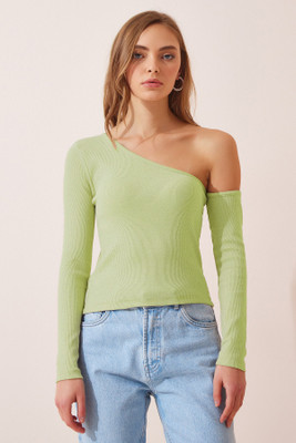 Redamancii Party Solid Women Green Top