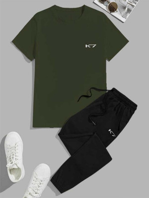 Vitaan Solid Men Track Suit