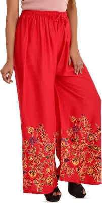 Regular Fit Women Red Trousers